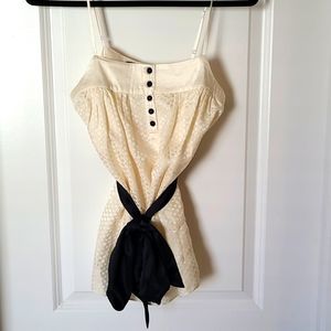 Development by Erica Davies size 4